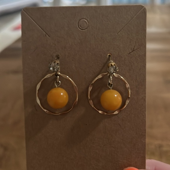 Vintage Sarah Coventry Necklace & Earrings Set - Picture 4 of 8